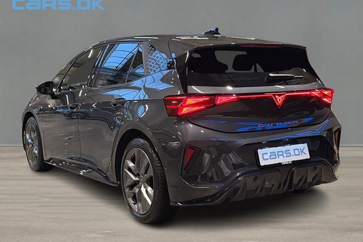 Grå Cupra Born fra 2026