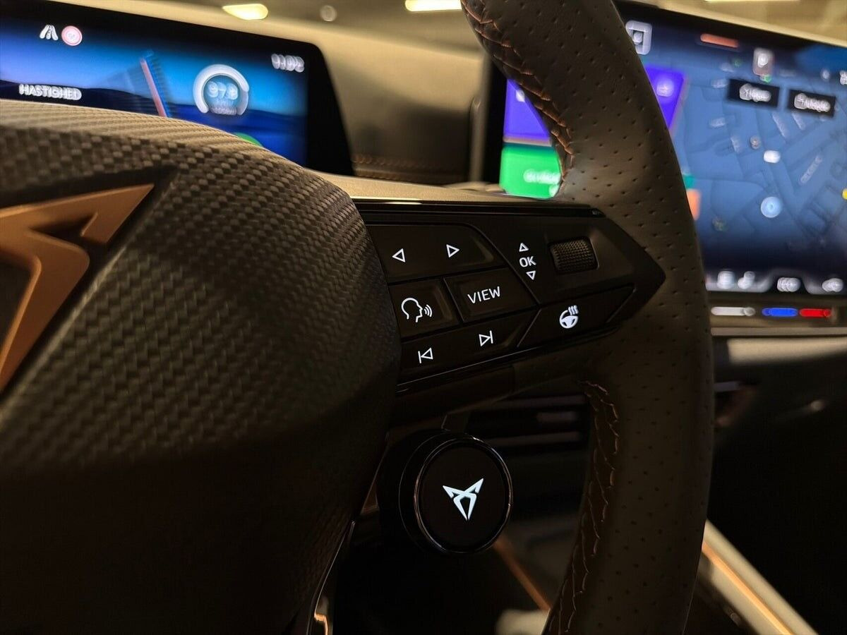 Grå Cupra Born fra 2026