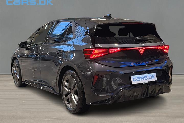 Grå Cupra Born fra 2026