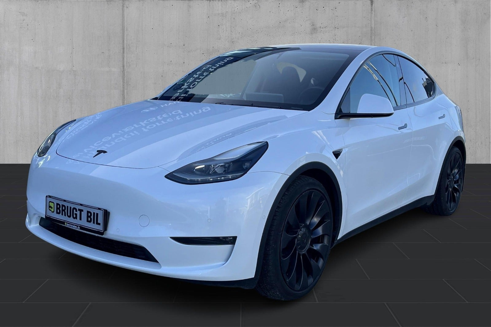 Tesla Model Y Performance AWD