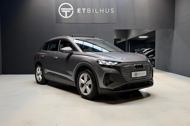 Grå Audi Q4 e-tron fra 2022