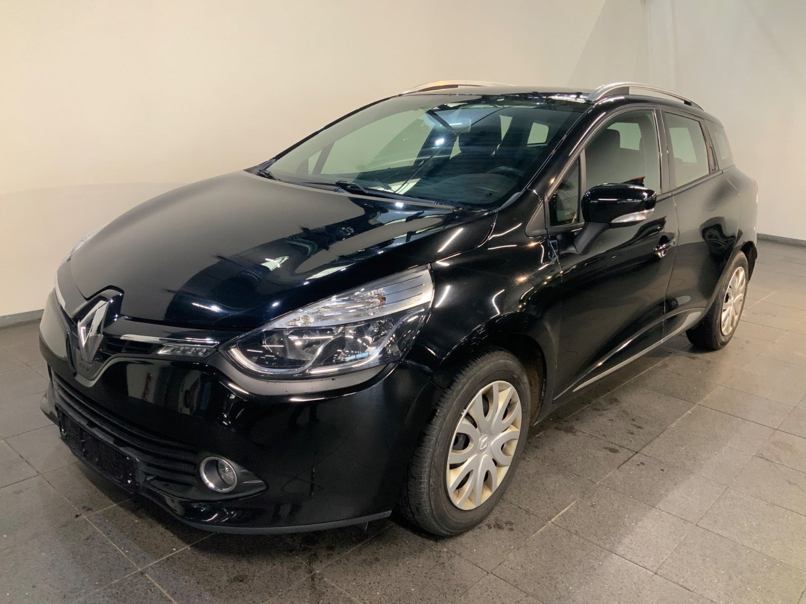 Renault Clio IV 0,9 TCe 90 Expression Sport Tourer