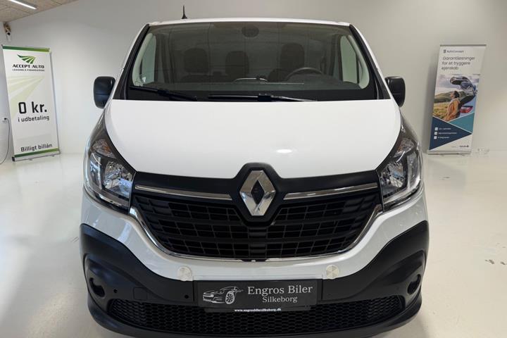 Hvid Renault Trafic T29 fra 2019