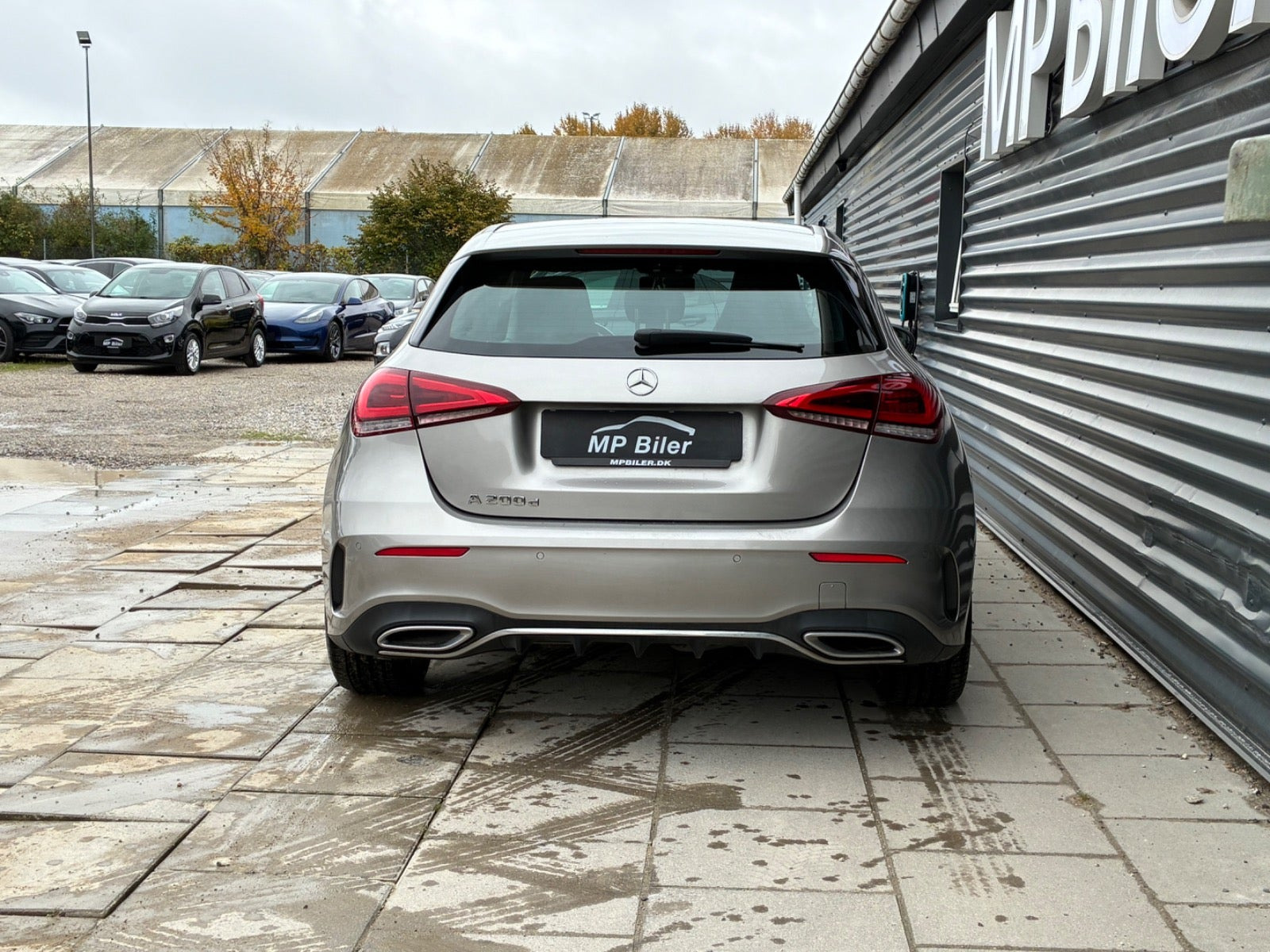 Grå Mercedes A200 d fra 2020