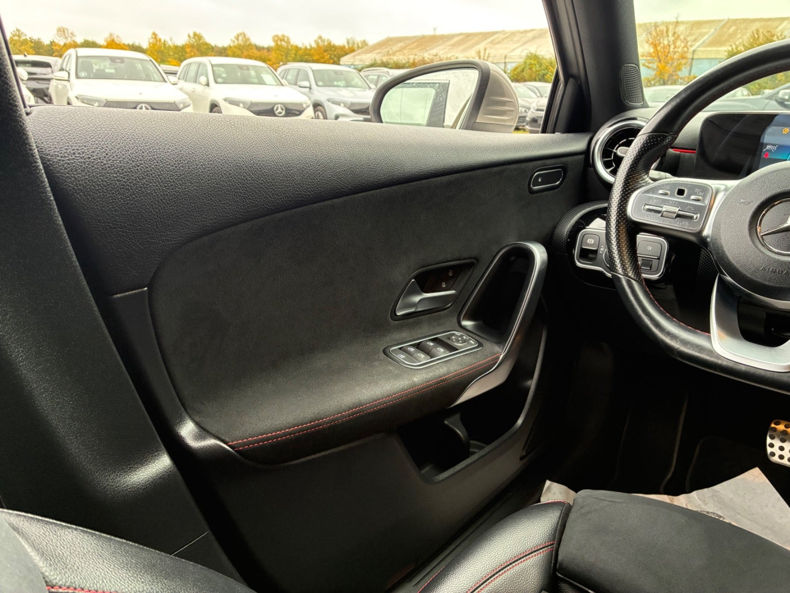 Grå Mercedes A200 d fra 2020