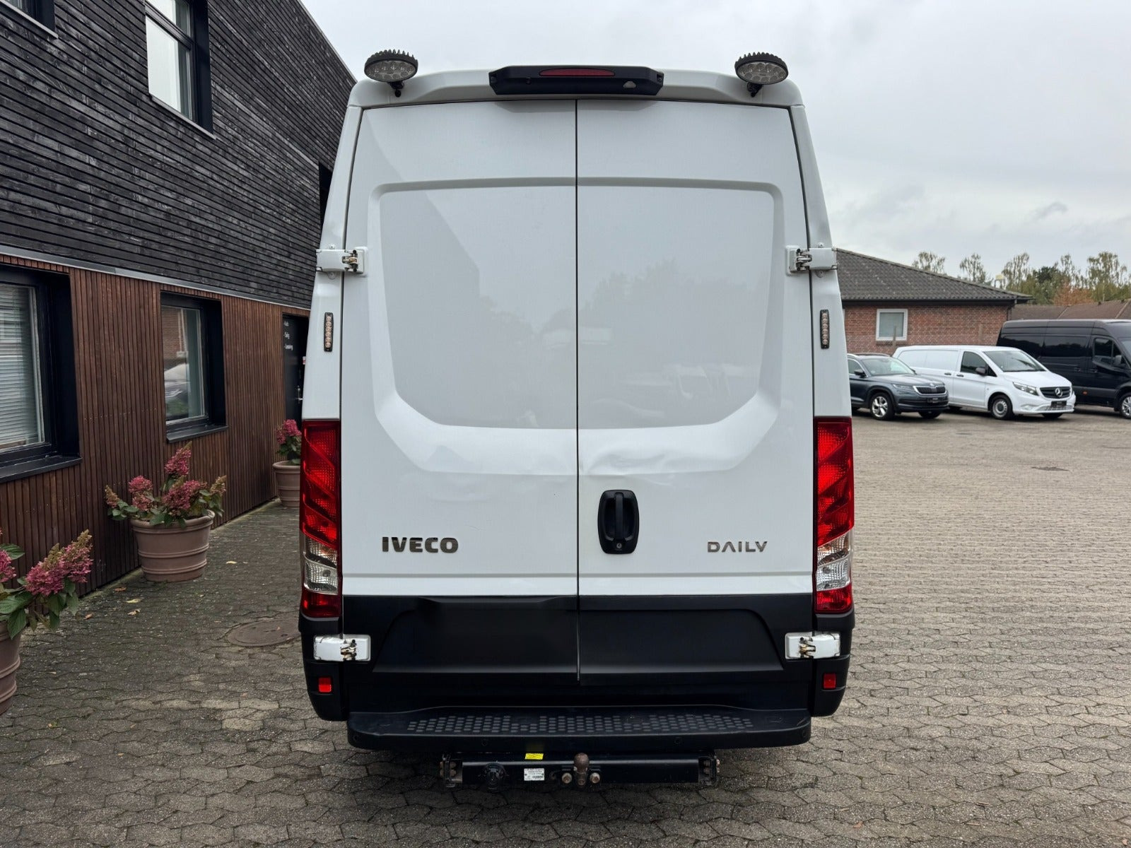 Hvid Iveco Daily fra 2022