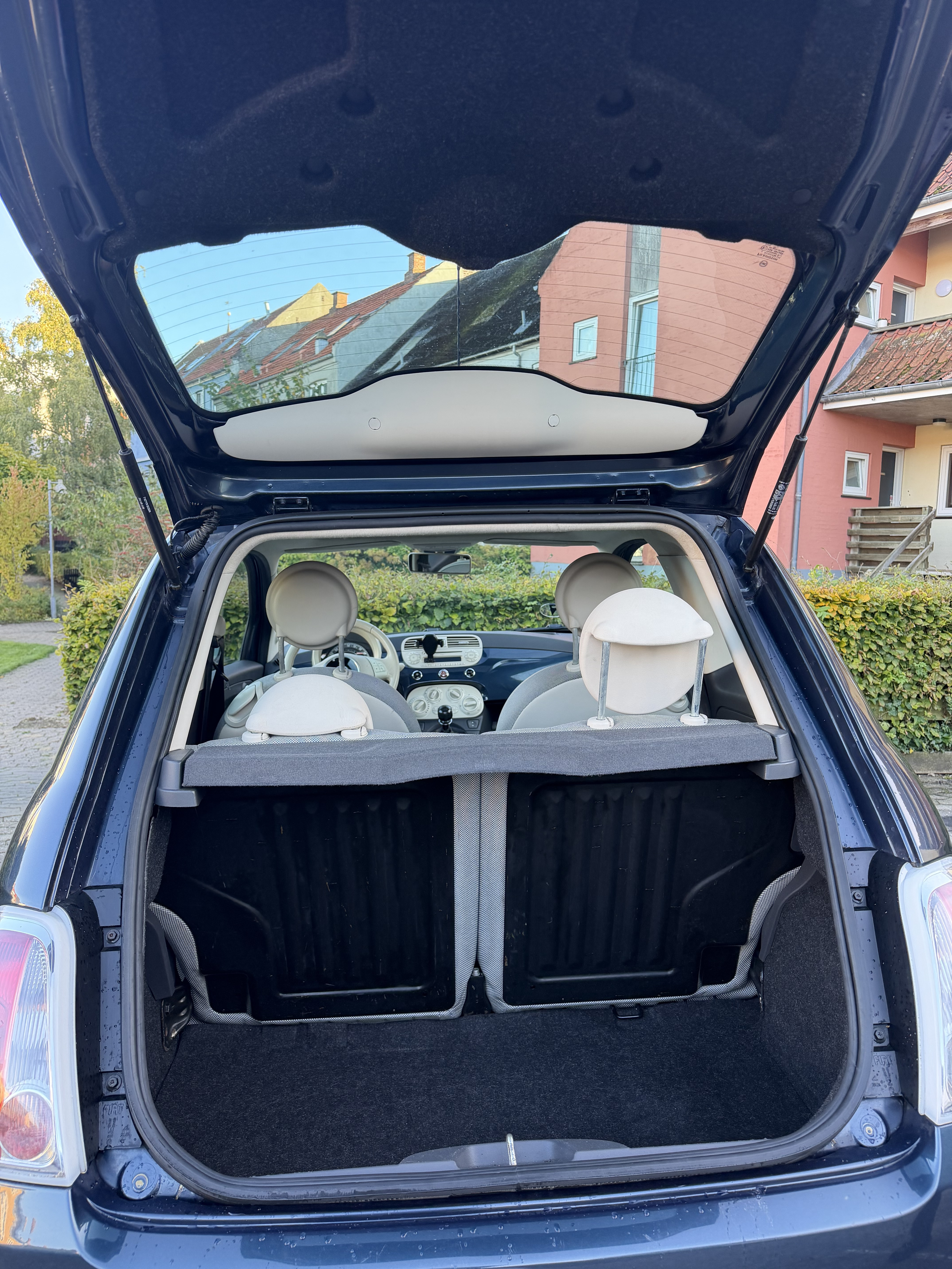 Blå Fiat 500 fra 2008