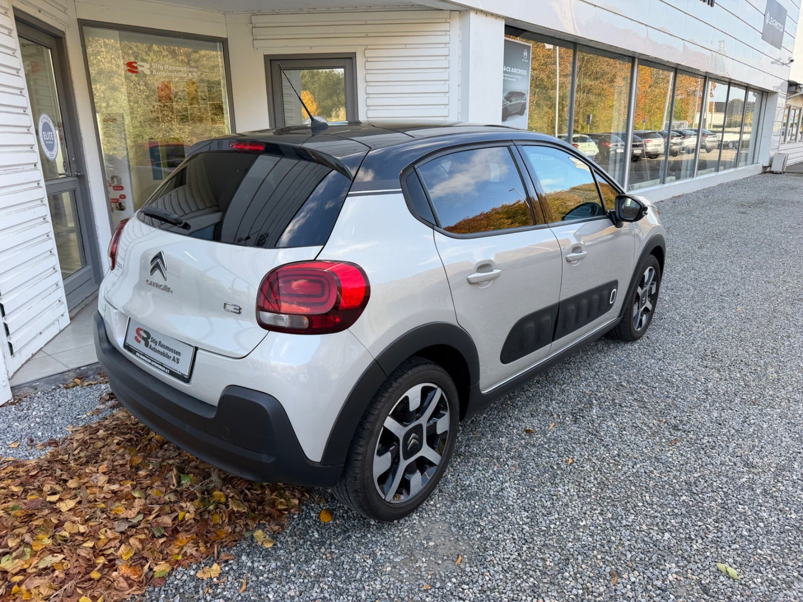 Beige Citroën C3 fra 2019