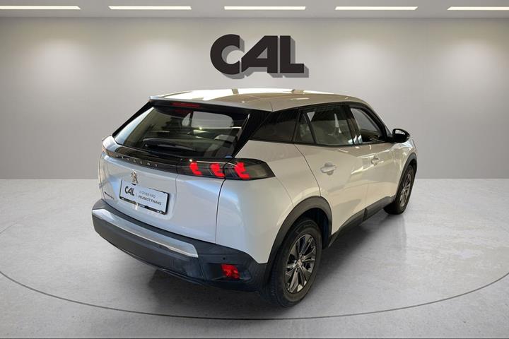 Hvid Peugeot e-2008 fra 2022