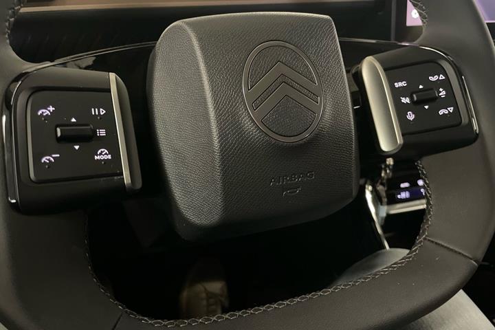 Grå Citroën e-C3 Aircross fra 2025