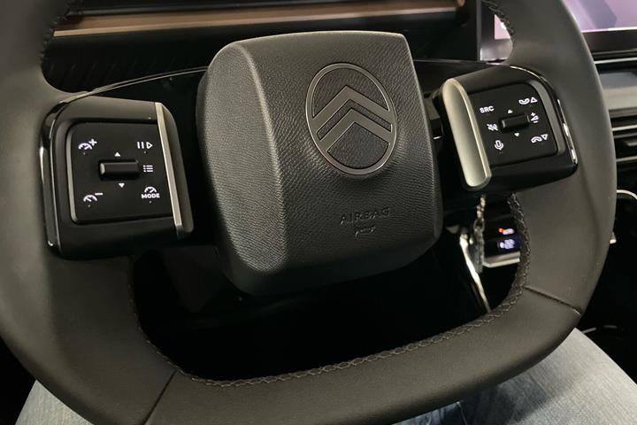 Grå Citroën e-C3 Aircross fra 2025