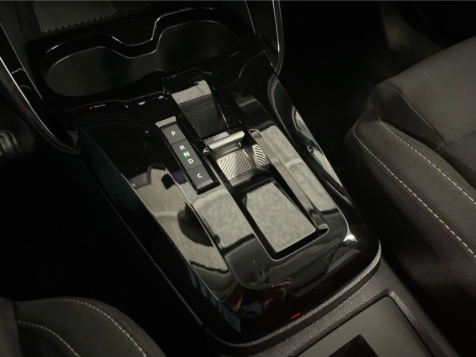 Grå Citroën e-C3 Aircross fra 2025