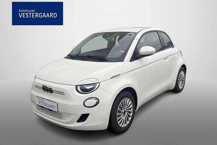 Hvid Fiat 500e fra 2023
