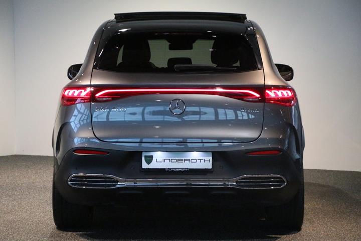 Grå Mercedes EQE500 SUV fra 2024