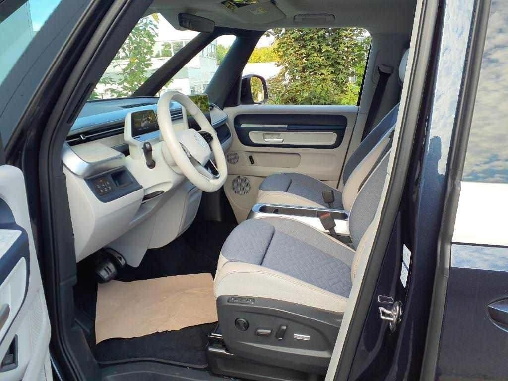 Blå VW ID.Buzz fra 2024