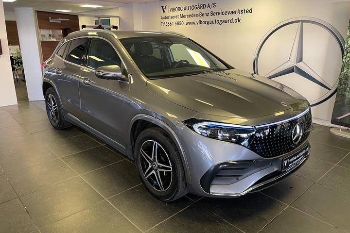 Grå Mercedes EQA250+ fra 2025