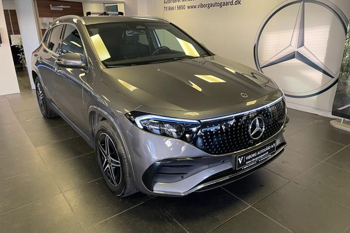 Grå Mercedes EQA250+ fra 2025