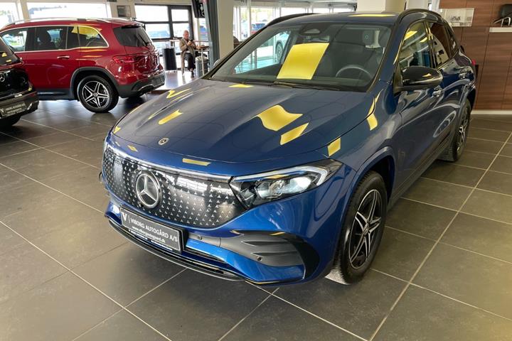 Blå Mercedes EQA250+ fra 2025