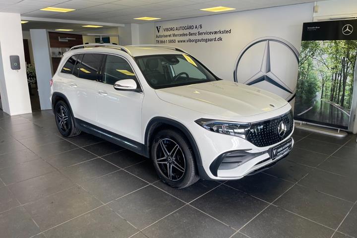 Hvid Mercedes EQB250+ fra 2024