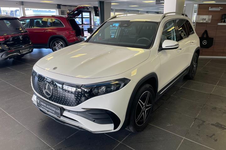 Hvid Mercedes EQB250+ fra 2024
