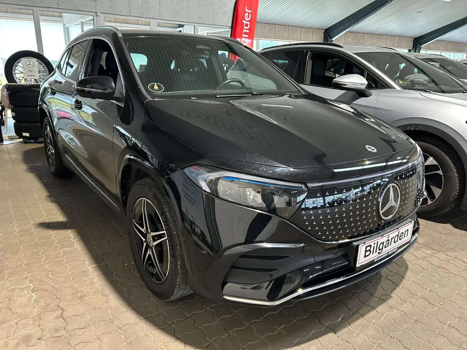 Sort Mercedes EQA250+ fra 2024