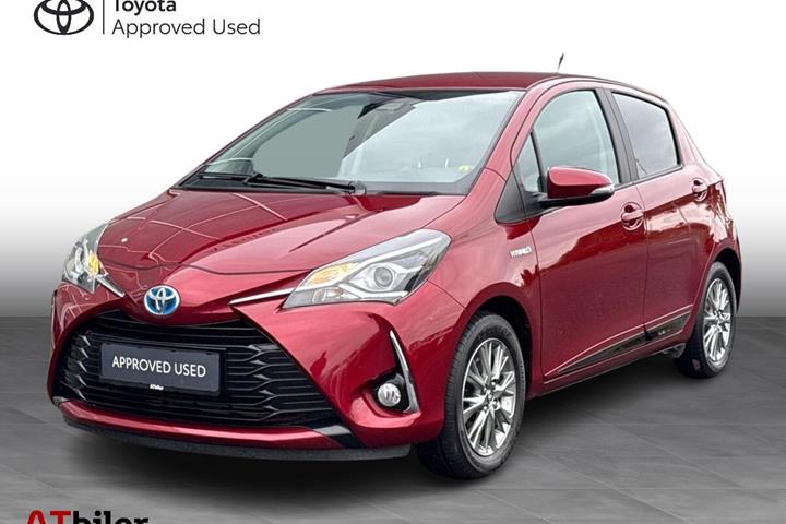 Rød Toyota Yaris fra 2018