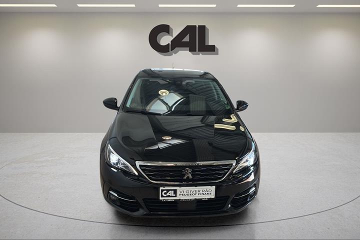 Sort Peugeot 308 fra 2019