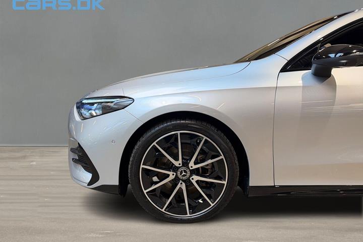 Grå Mercedes CLA250+ fra 2026