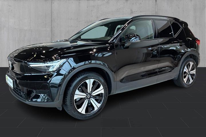 Sort Volvo XC40 fra 2023