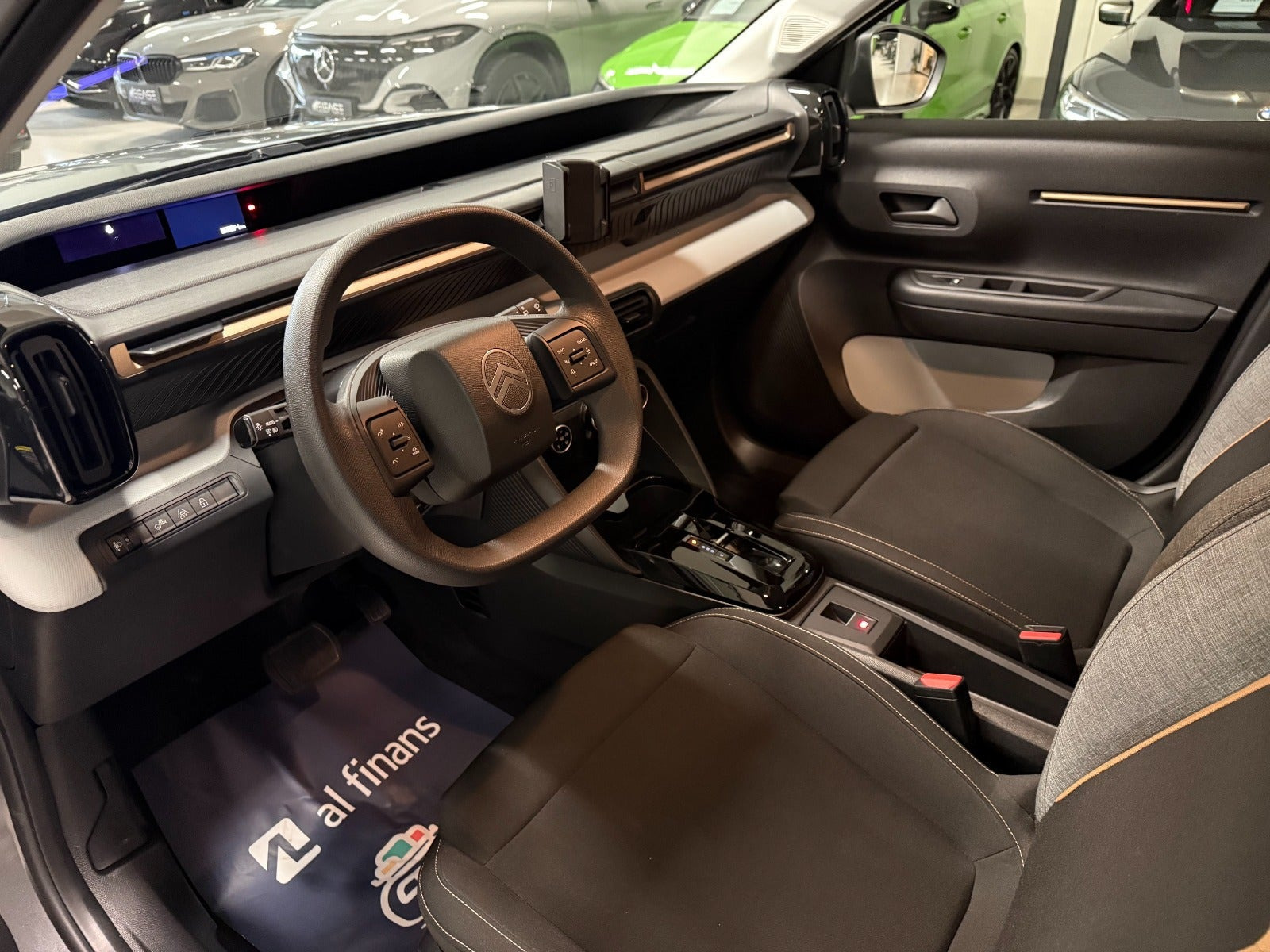 Grå Citroën e-C3 Aircross fra 2025