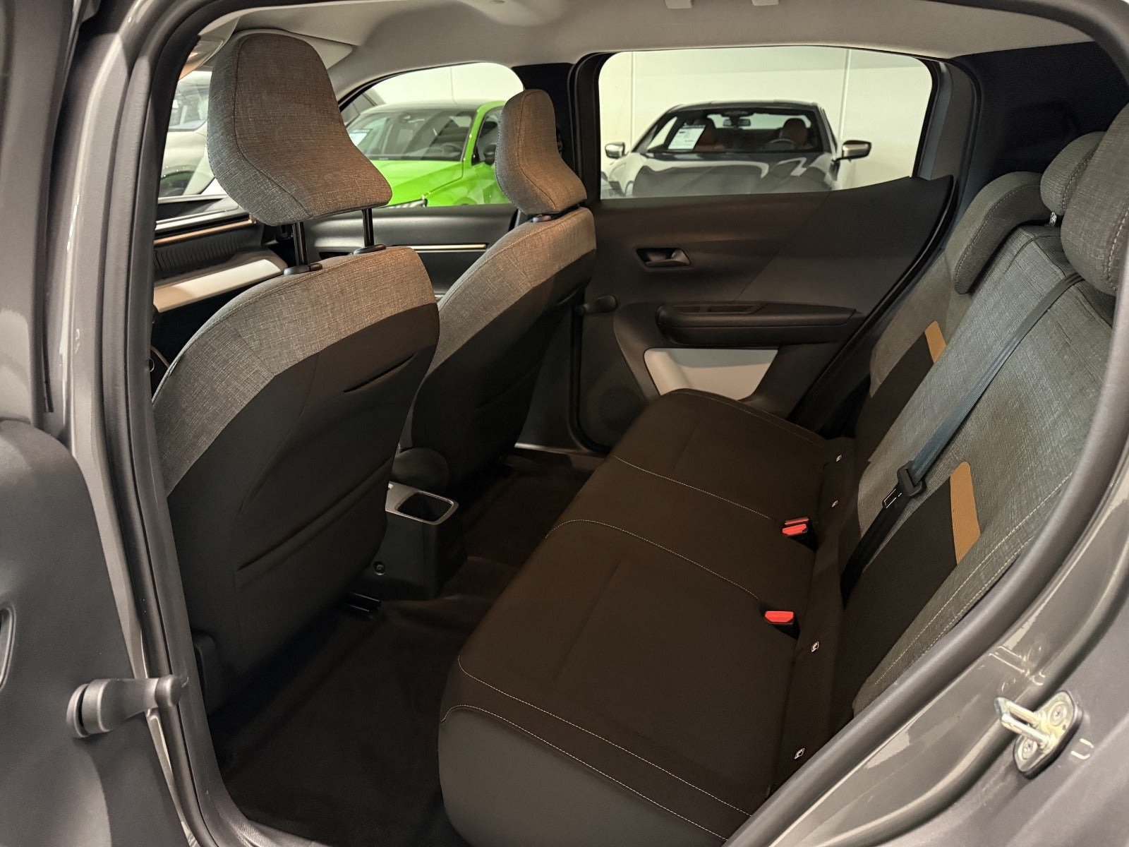 Grå Citroën e-C3 Aircross fra 2025
