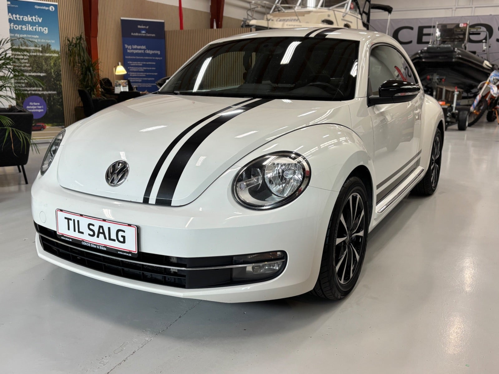 Hvid VW The Beetle fra 2014