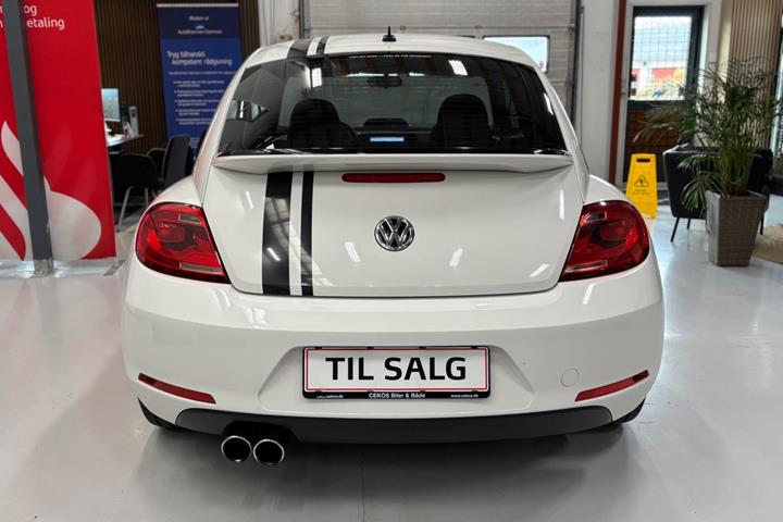 Hvid VW The Beetle fra 2014
