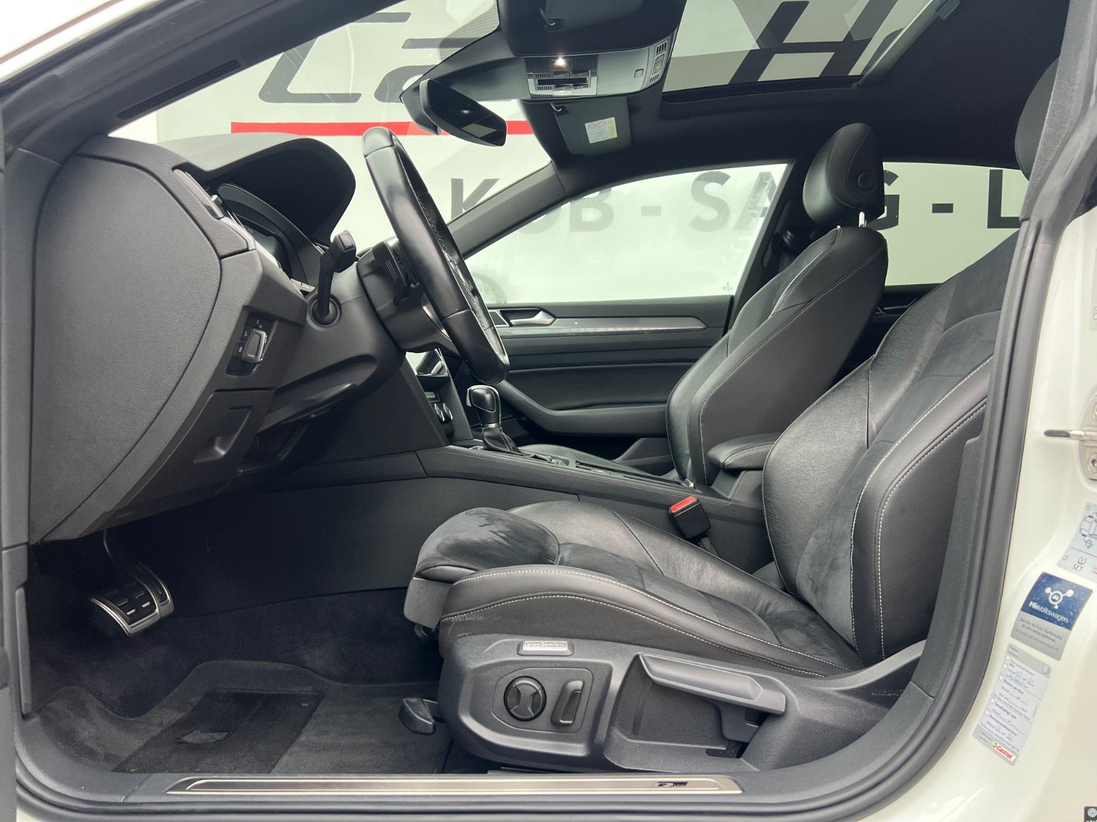 Hvid VW Arteon fra 2018