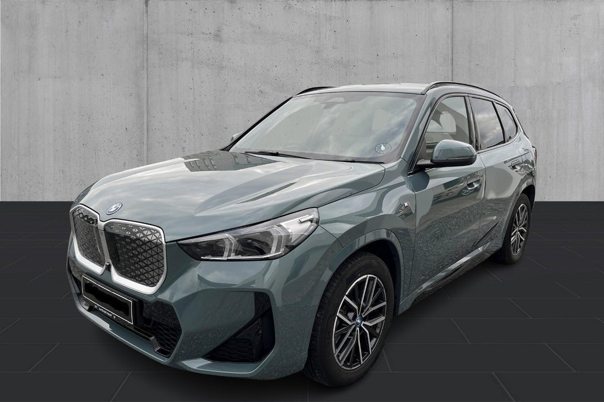 BMW iX1 eDrive20 Fully Charged M-Sport