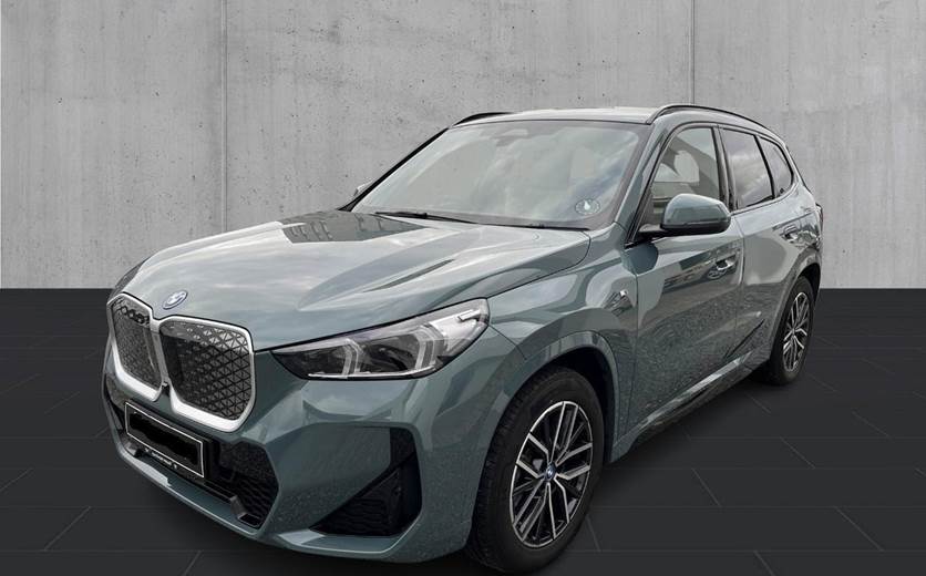 BMW iX1 eDrive20 Fully Charged M-Sport
