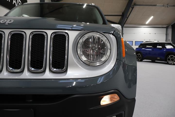 Grå Jeep Renegade fra 2016