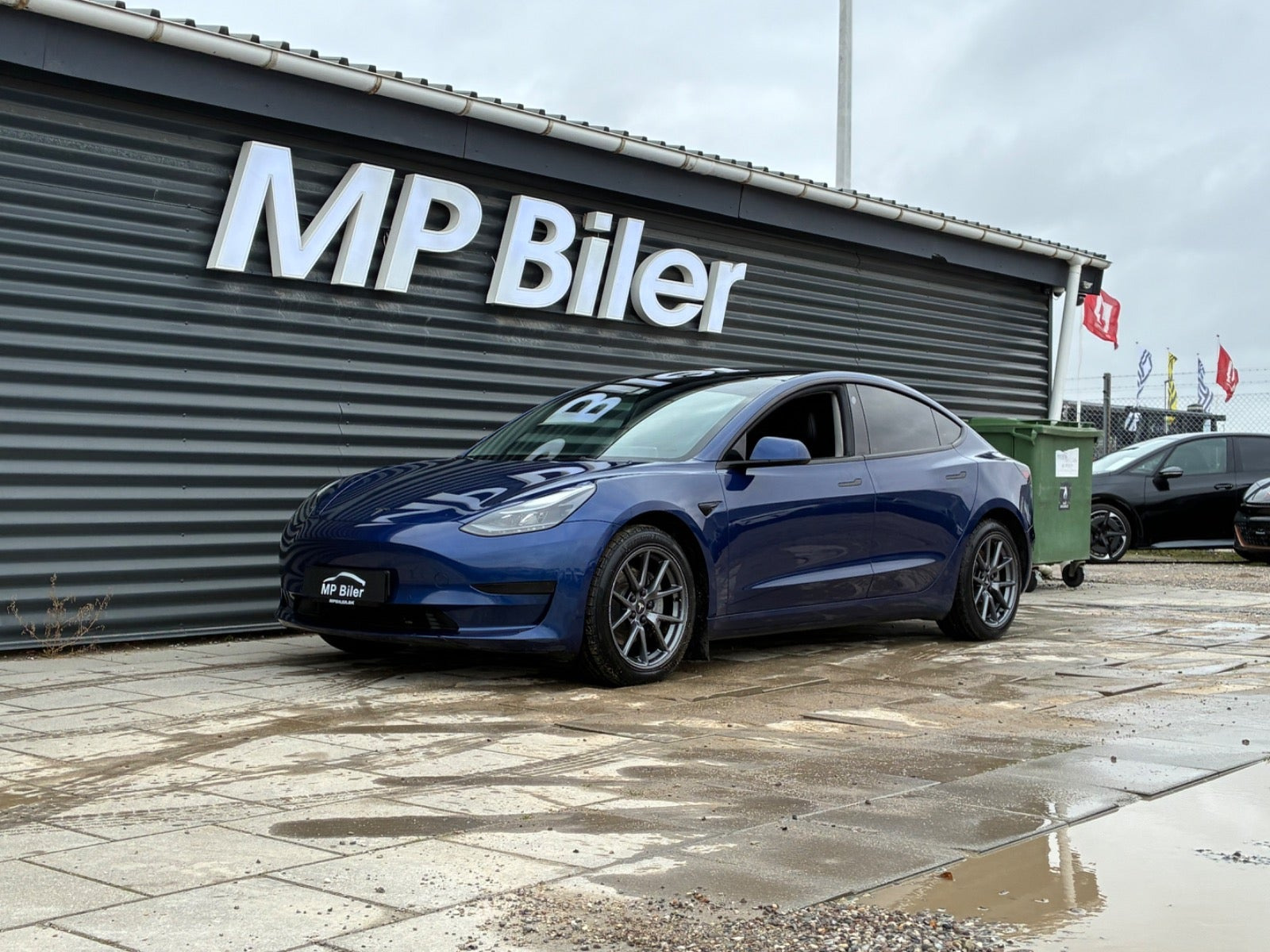 Tesla Model 3 RWD