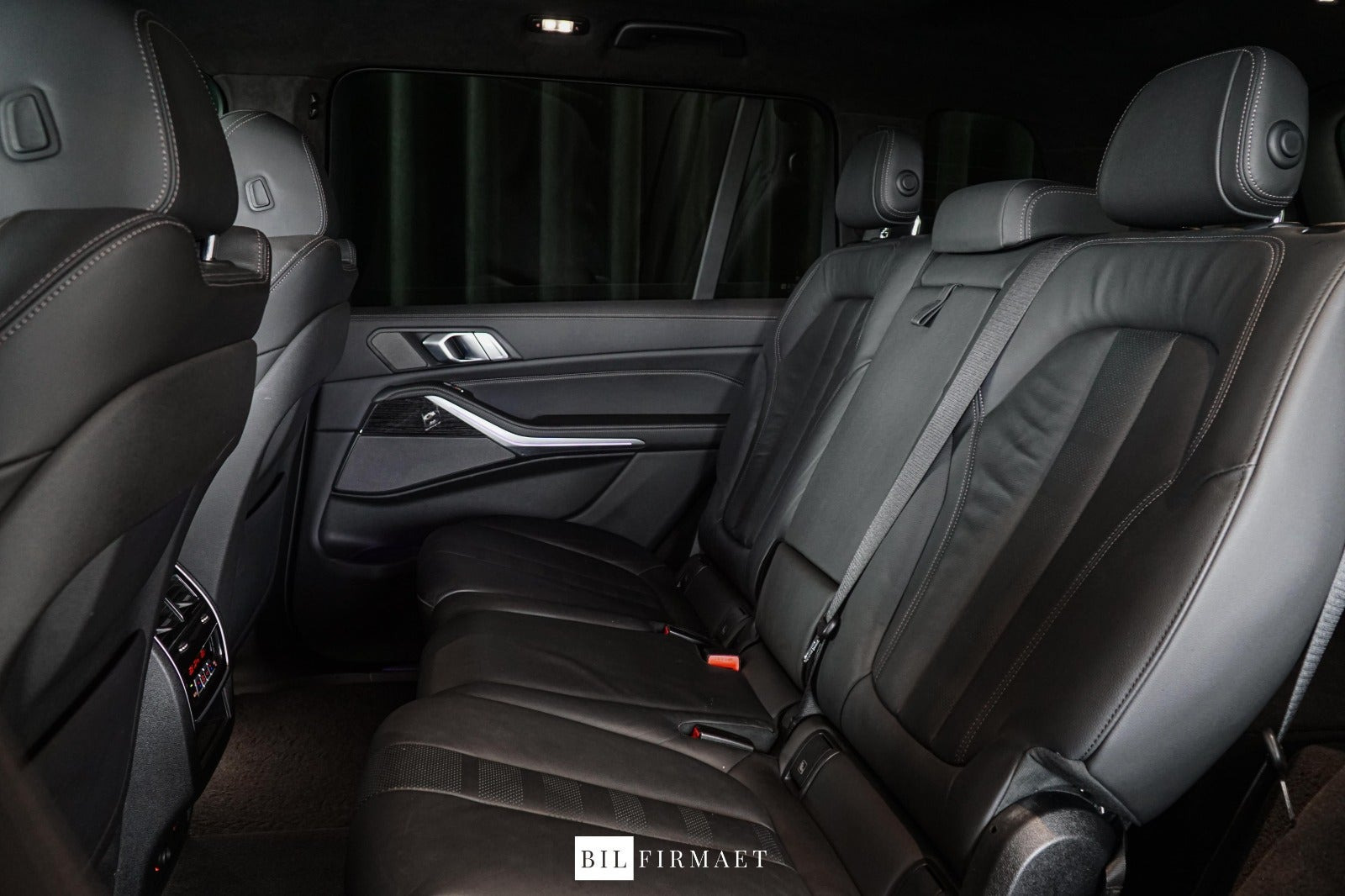 Sort BMW X7 fra 2022