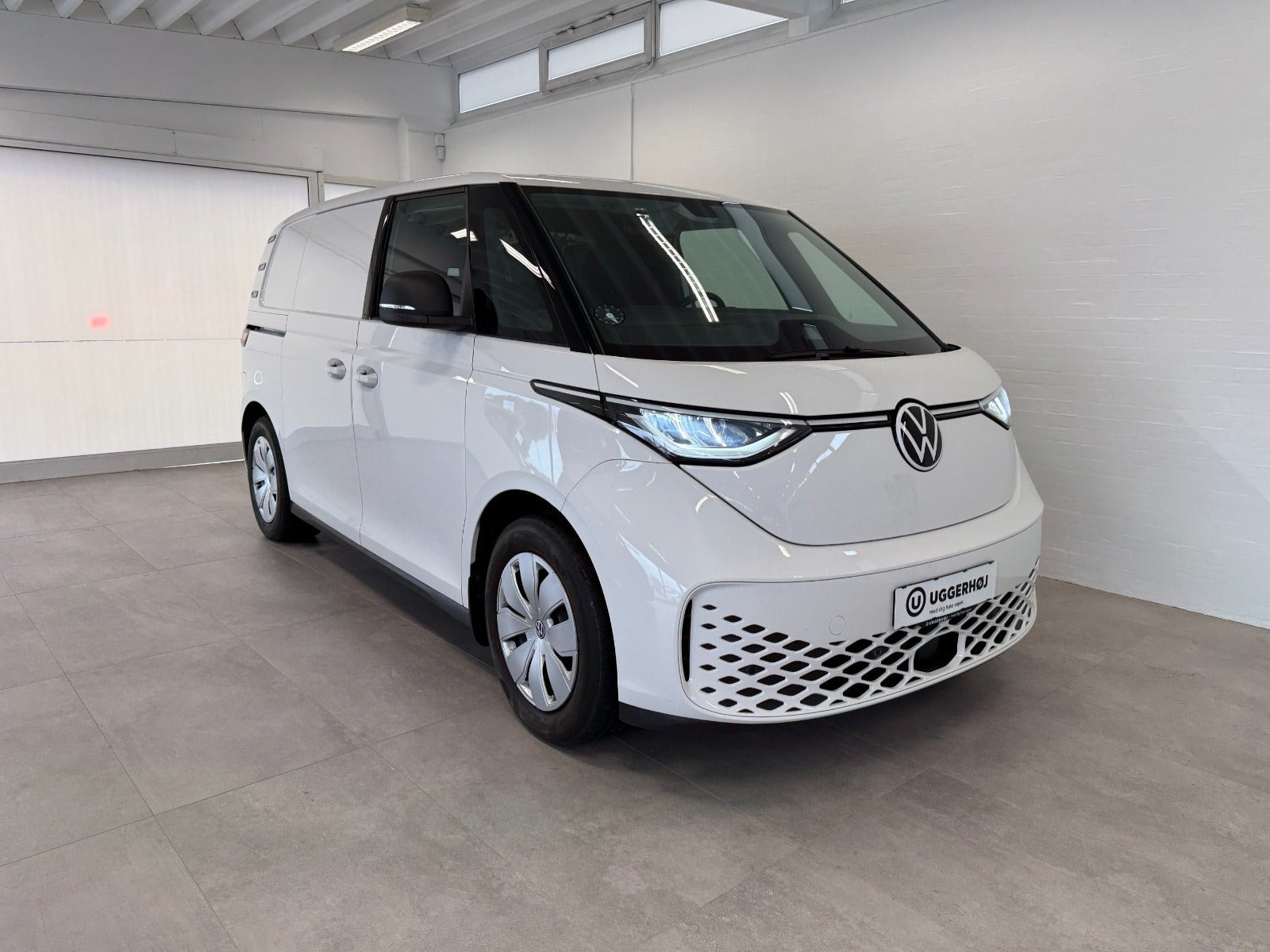 Hvid VW ID.Buzz fra 2023