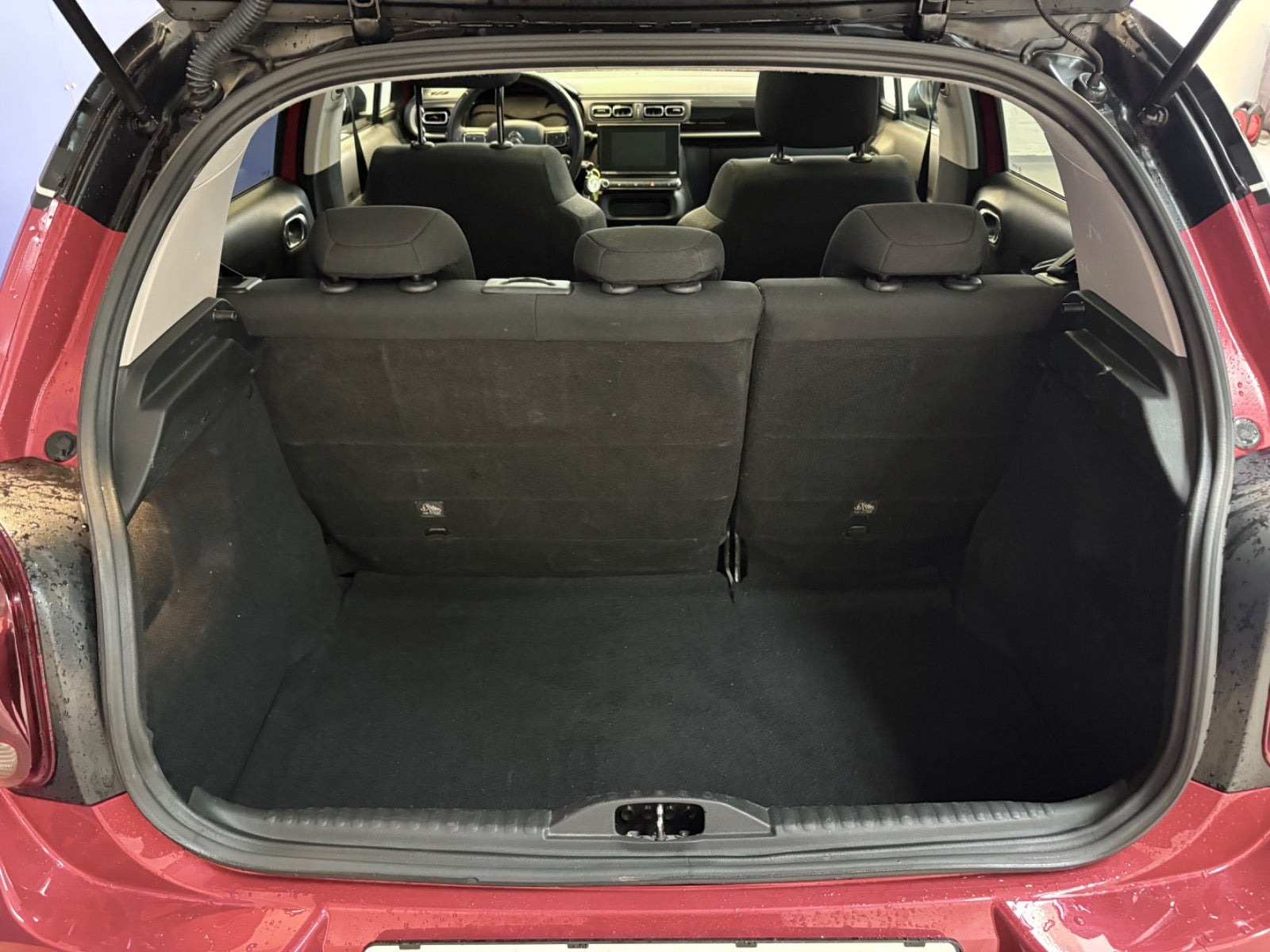 Rød Citroën C3 fra 2020