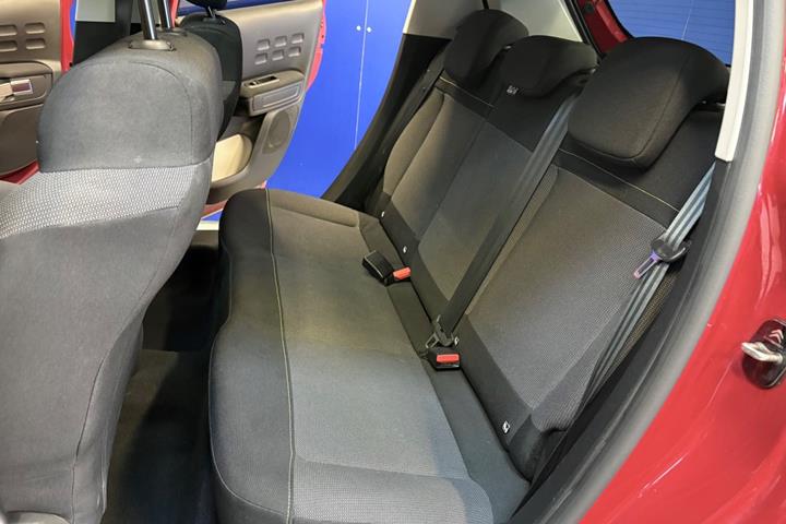 Rød Citroën C3 fra 2020