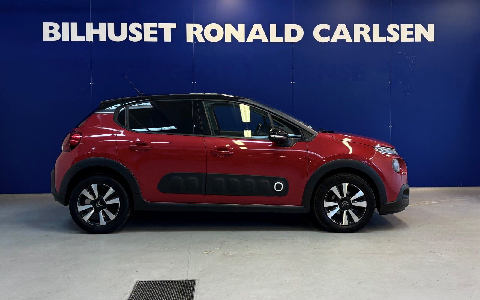 Rød Citroën C3 fra 2020