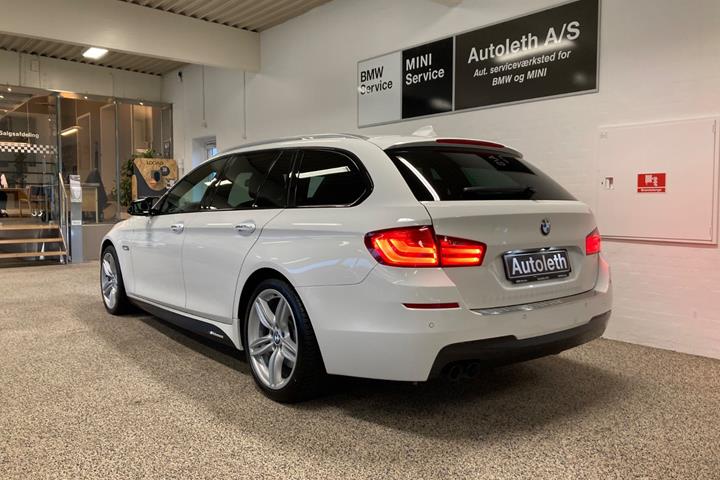 Hvid BMW 530d fra 2013