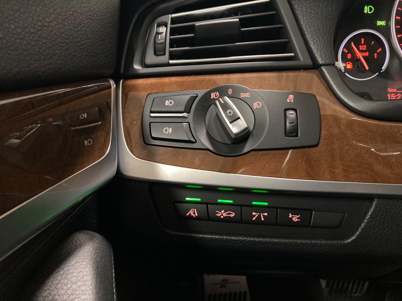 Hvid BMW 530d fra 2013