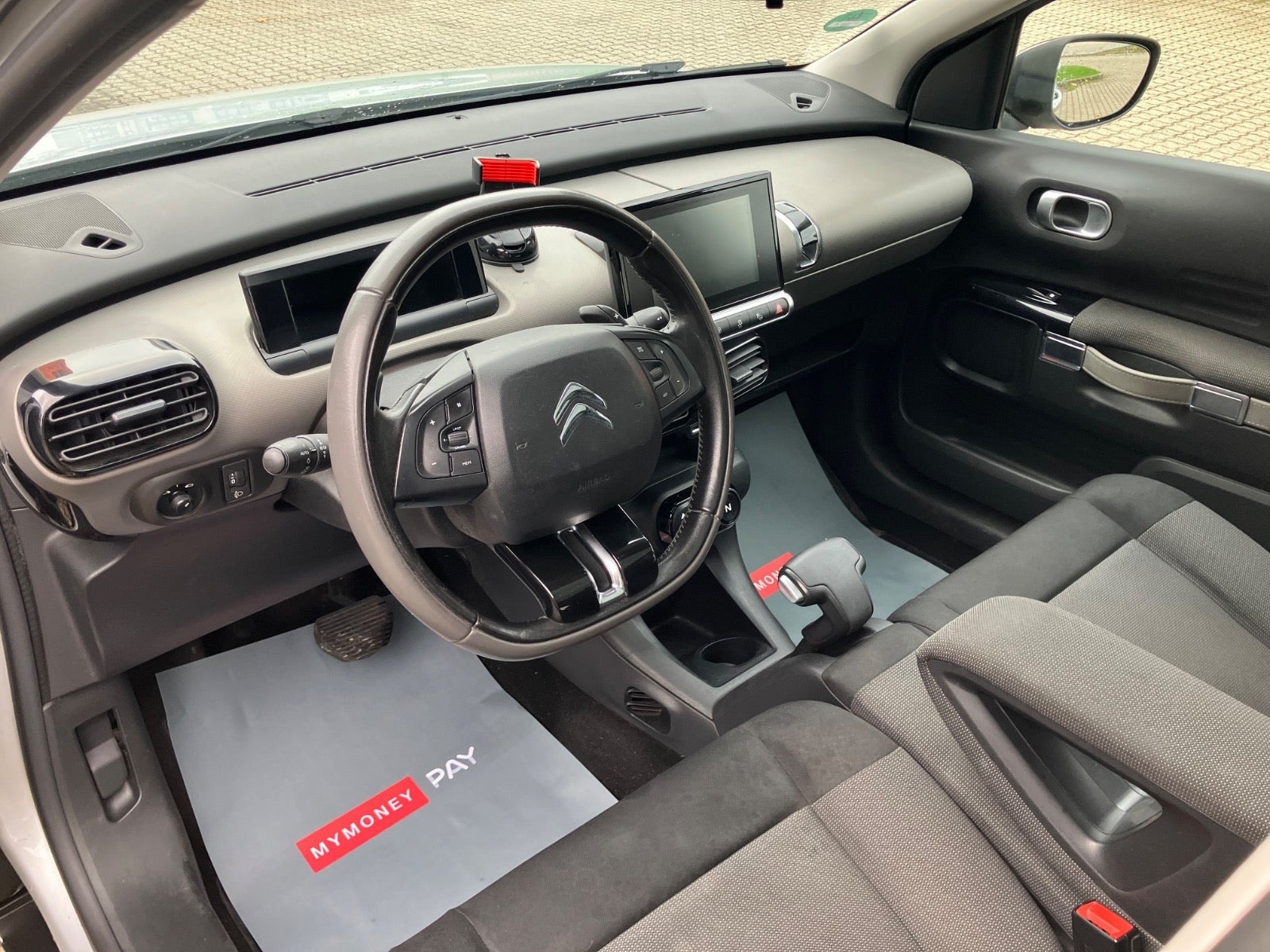 Sølv Citroën C4 Cactus fra 2017
