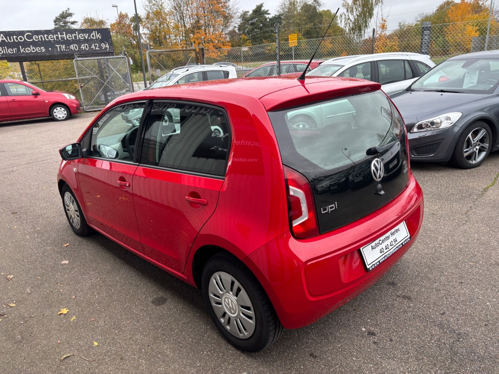 Rød VW UP! fra 2013