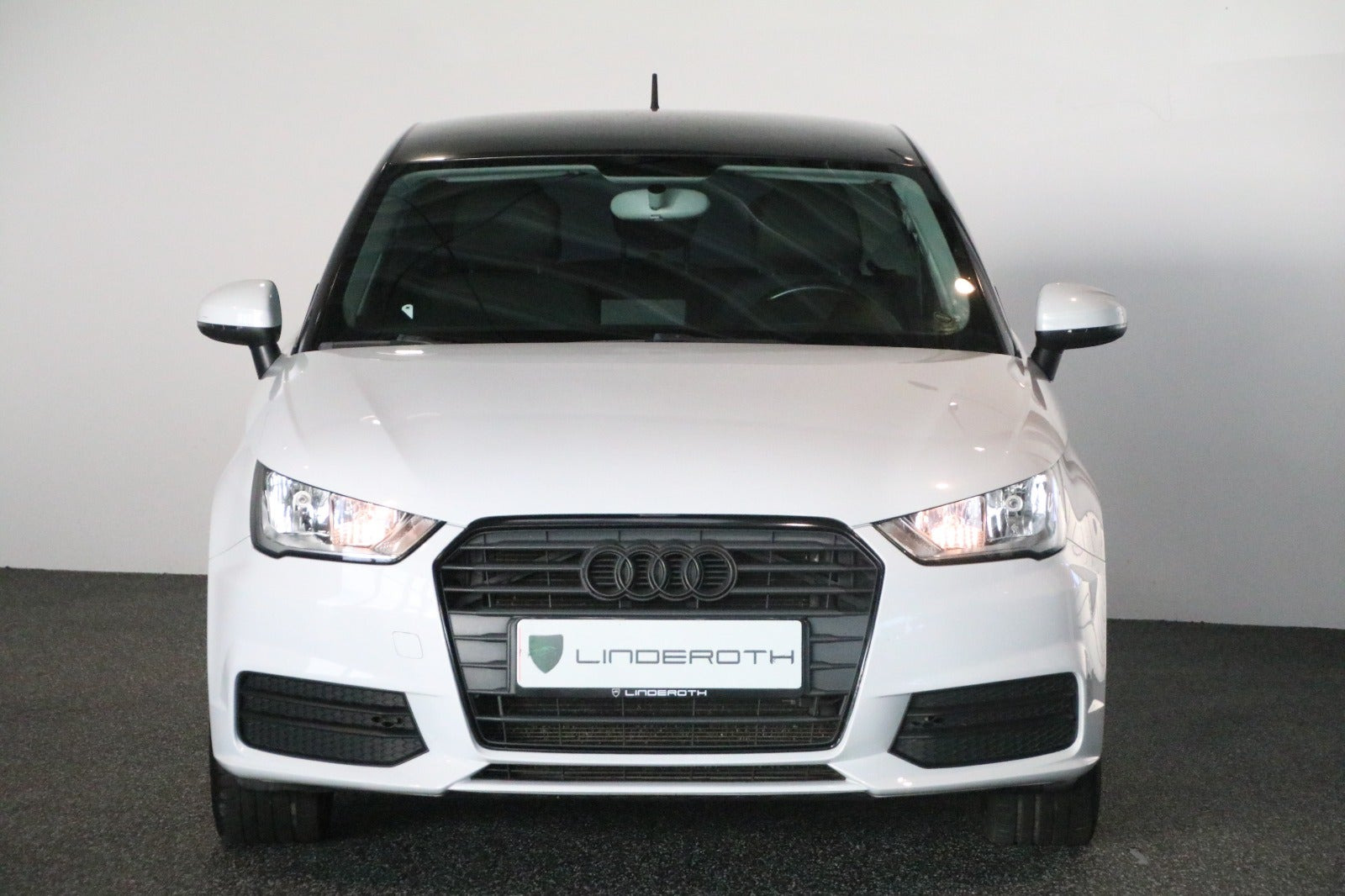 Hvid Audi A1 fra 2016