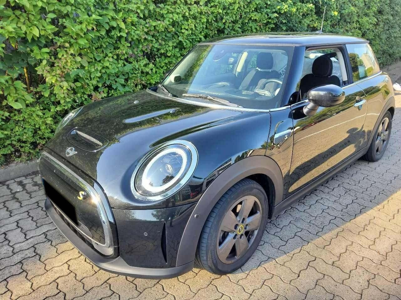 Mini Cooper SE Essential