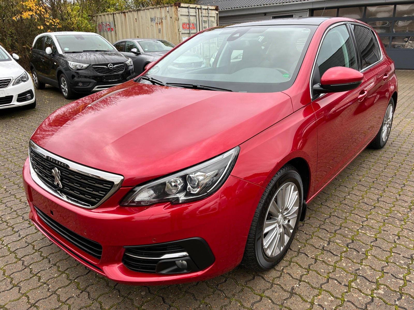 Peugeot 308 1,6 BlueHDi 120 Allure Sky